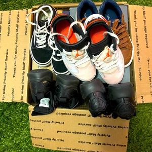 Toddler’s Sneaker bundle
